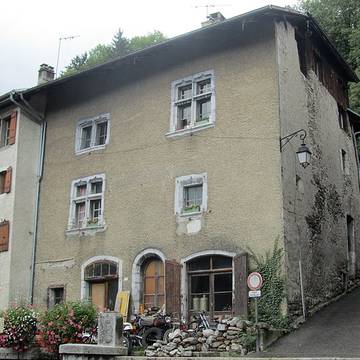 Maison, Place du Marché à Taninges