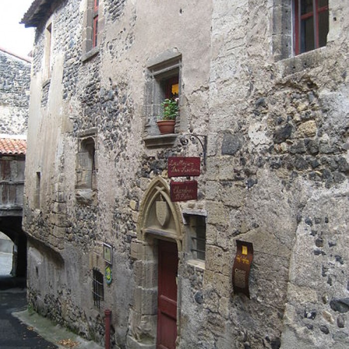 Photo de Maison, Rue des Boucheries à Saint-Saturnin