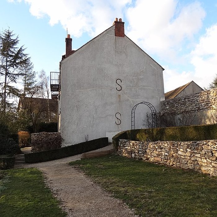 Photo de Maison-atelier de Foujita à Villiers-le-Bâcle