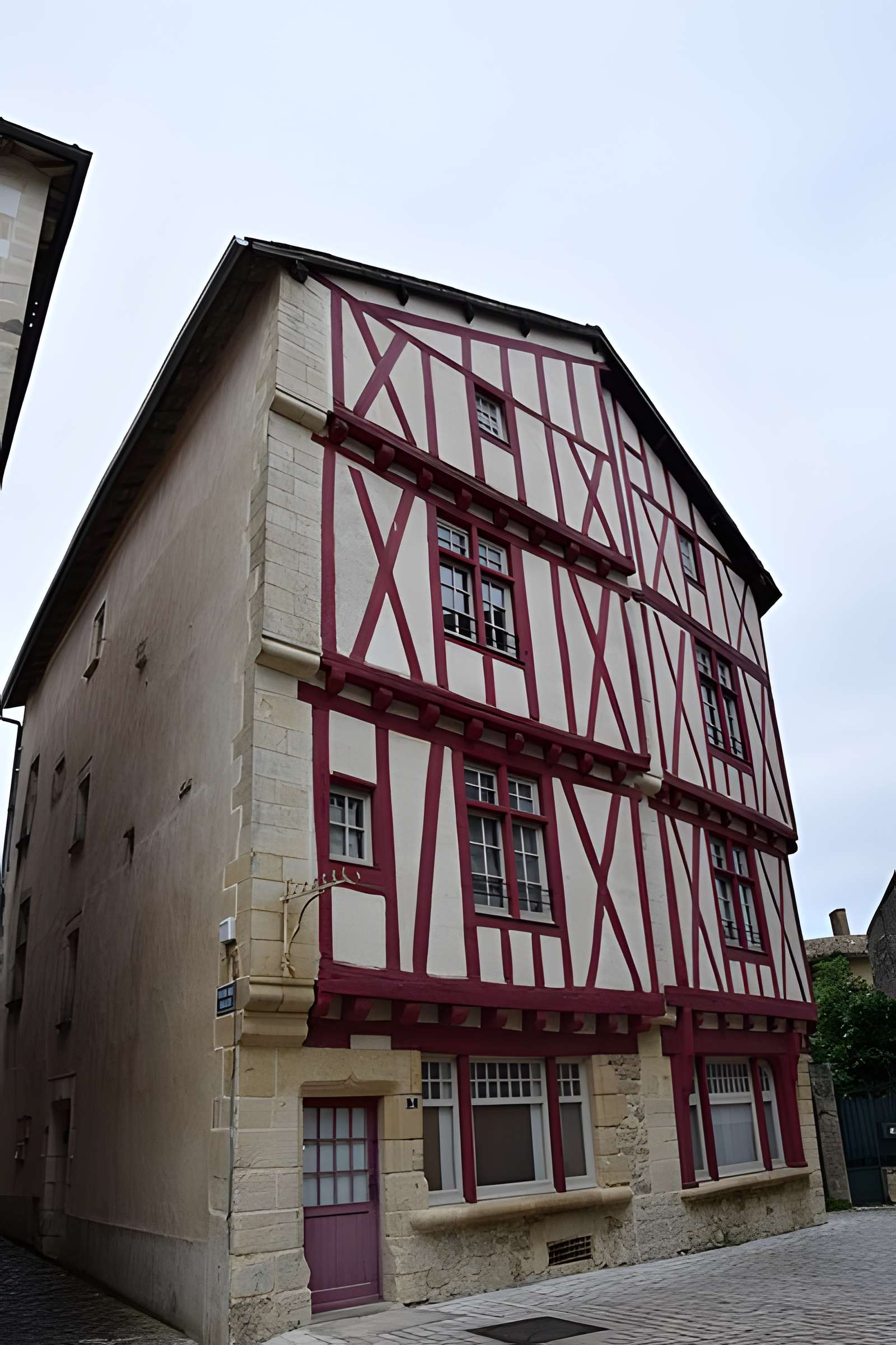 Maisons à pans de bois, 7 Rue Notre-Dame à Lusignan