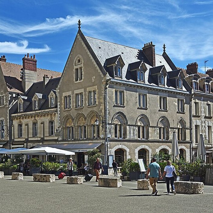 Photo de Maisons canoniales 2-6 Rue du Cloître-Notre-Dame à Chartres