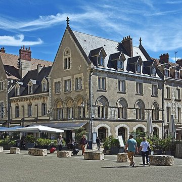 Maisons canoniales 2-6 Rue du Cloître-Notre-Dame à Chartres