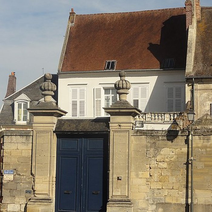 Photo de Maisons canoniales de Noyon