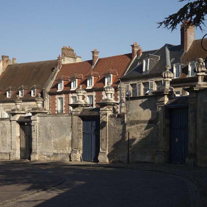 Photo de Maisons canoniales de Noyon