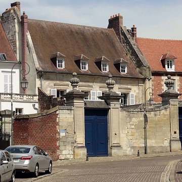 Maisons canoniales de Noyon