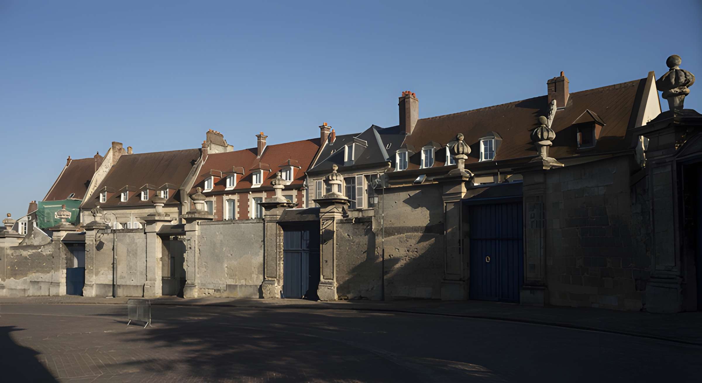 Maisons canoniales de Noyon