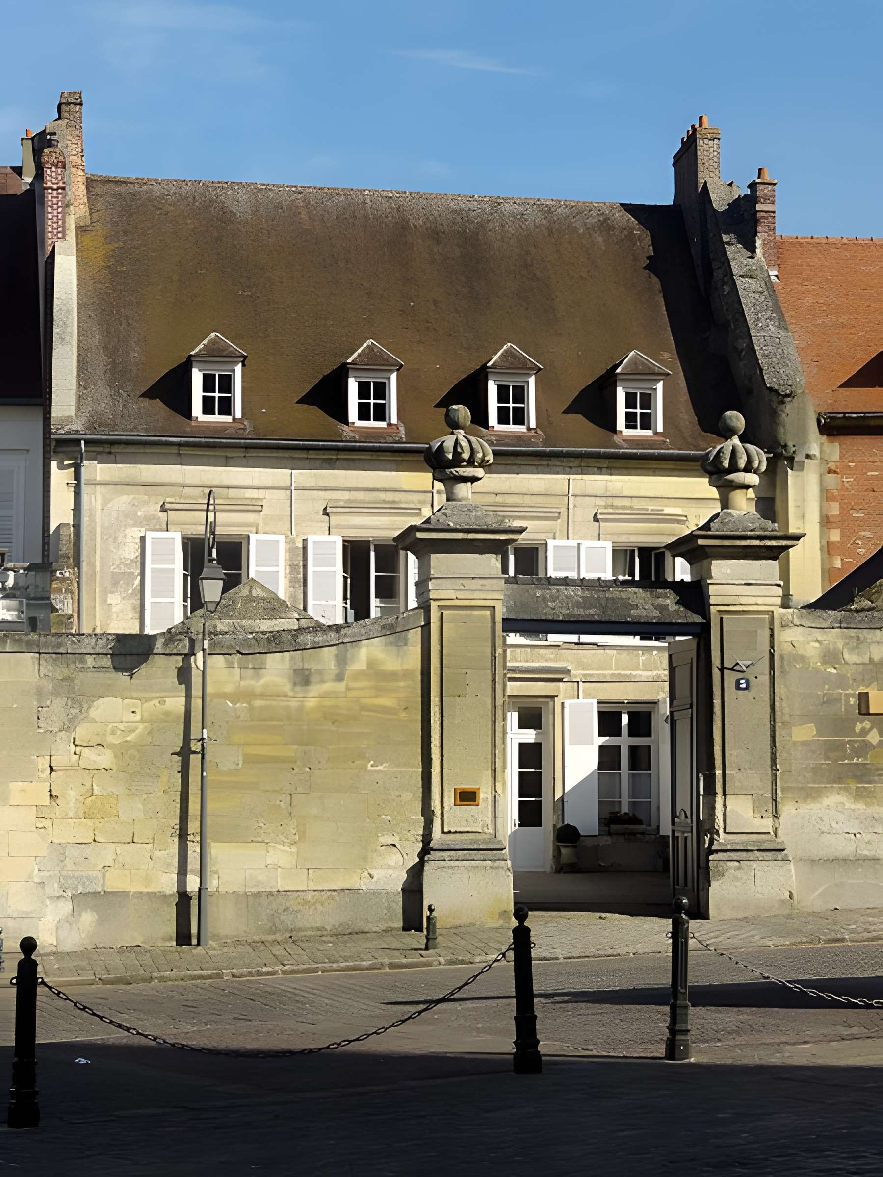 Maisons canoniales de Noyon