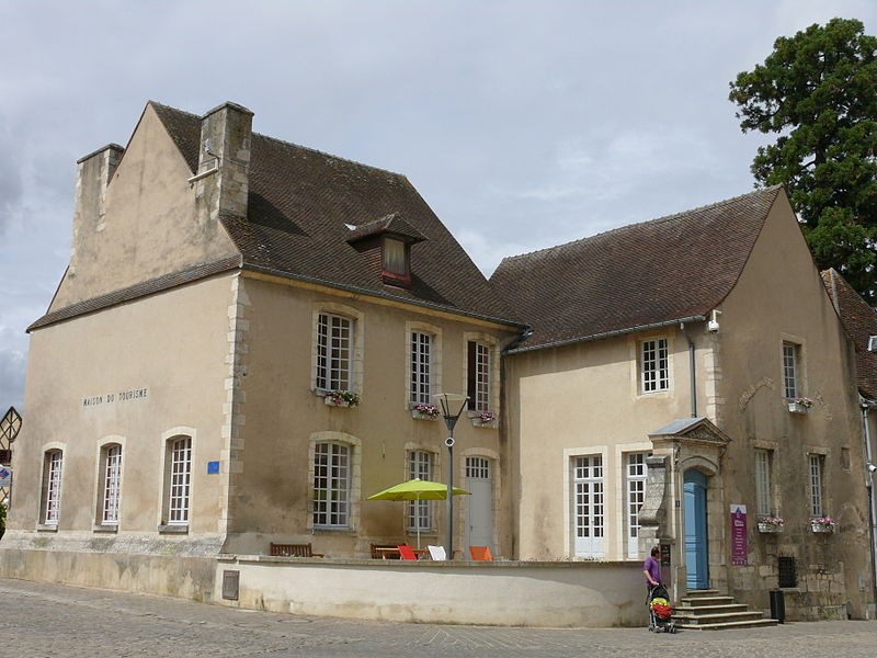 Photo de Maisons, Place Étienne-Dolet à Bourges