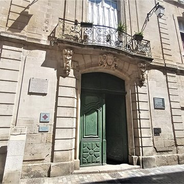 Maisons, Rue de la République à Beaucaire