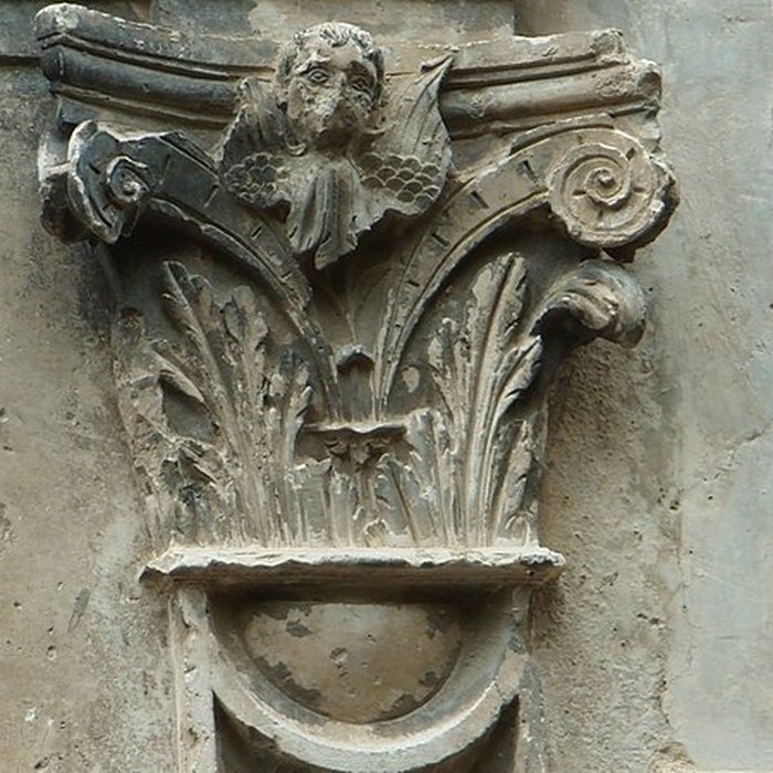 Photo de Maisons, Rue de lÉvêché à Vaison-la-Romaine