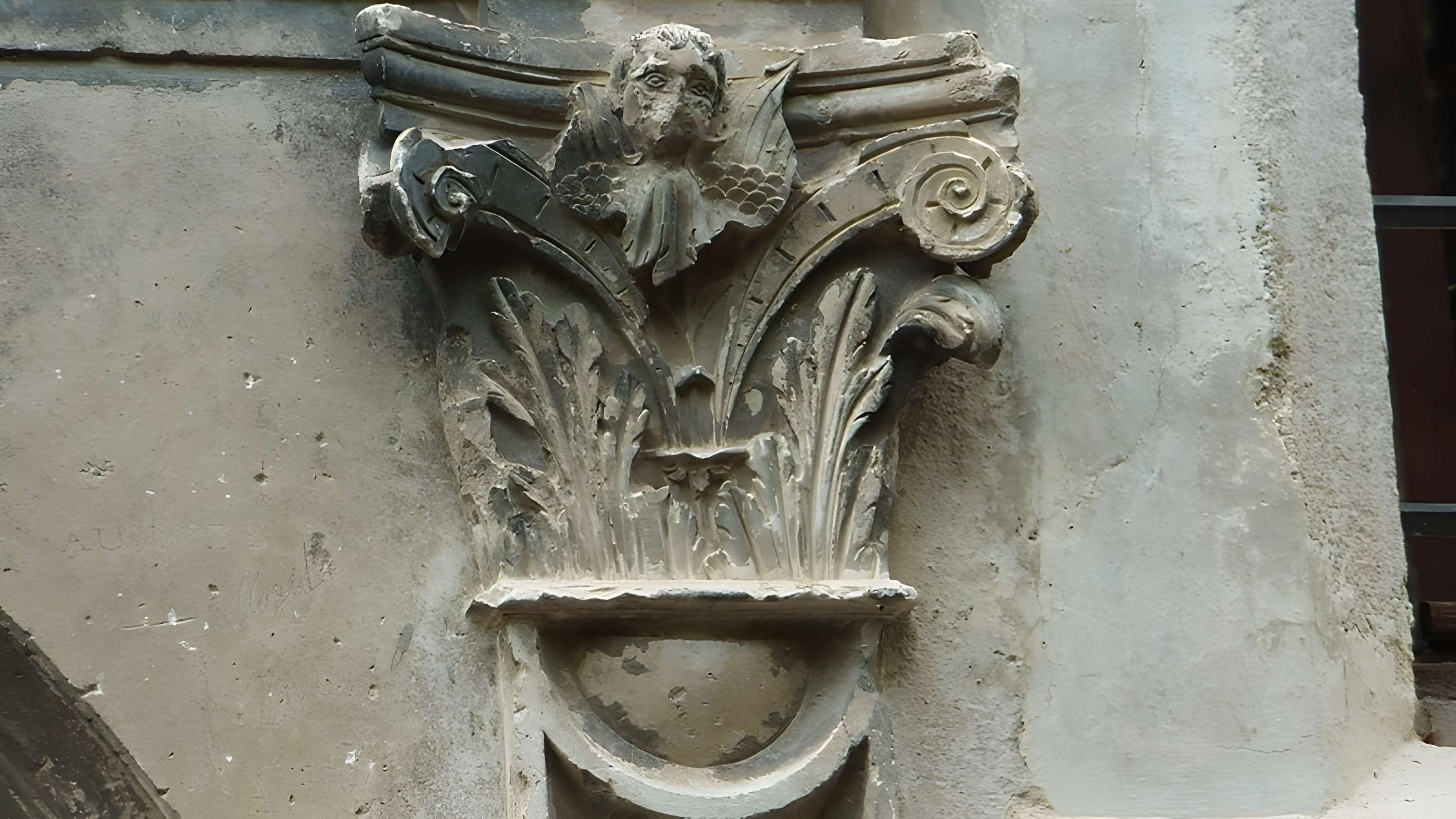 Maisons, Rue de l'Évêché à Vaison-la-Romaine