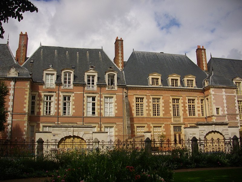 Maison, 6 Rue d'Escures à Orléans