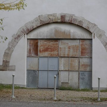 Manège des Gendarmes rouges à Lunéville