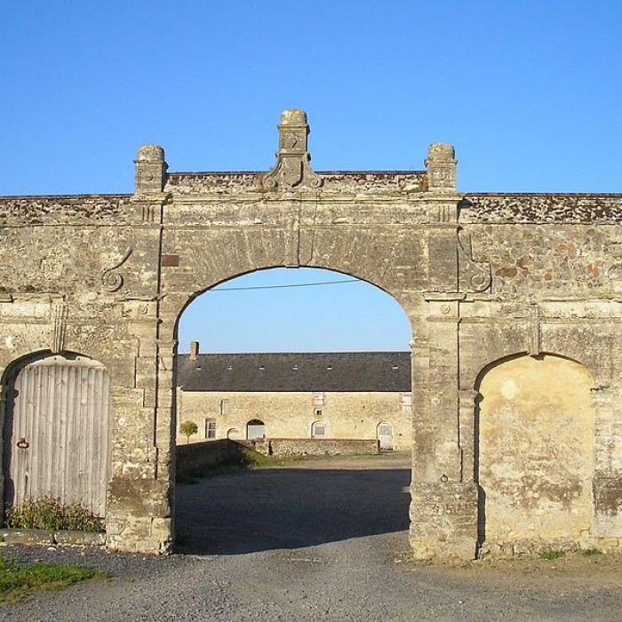 Photo de Manoir, à louest de léglise