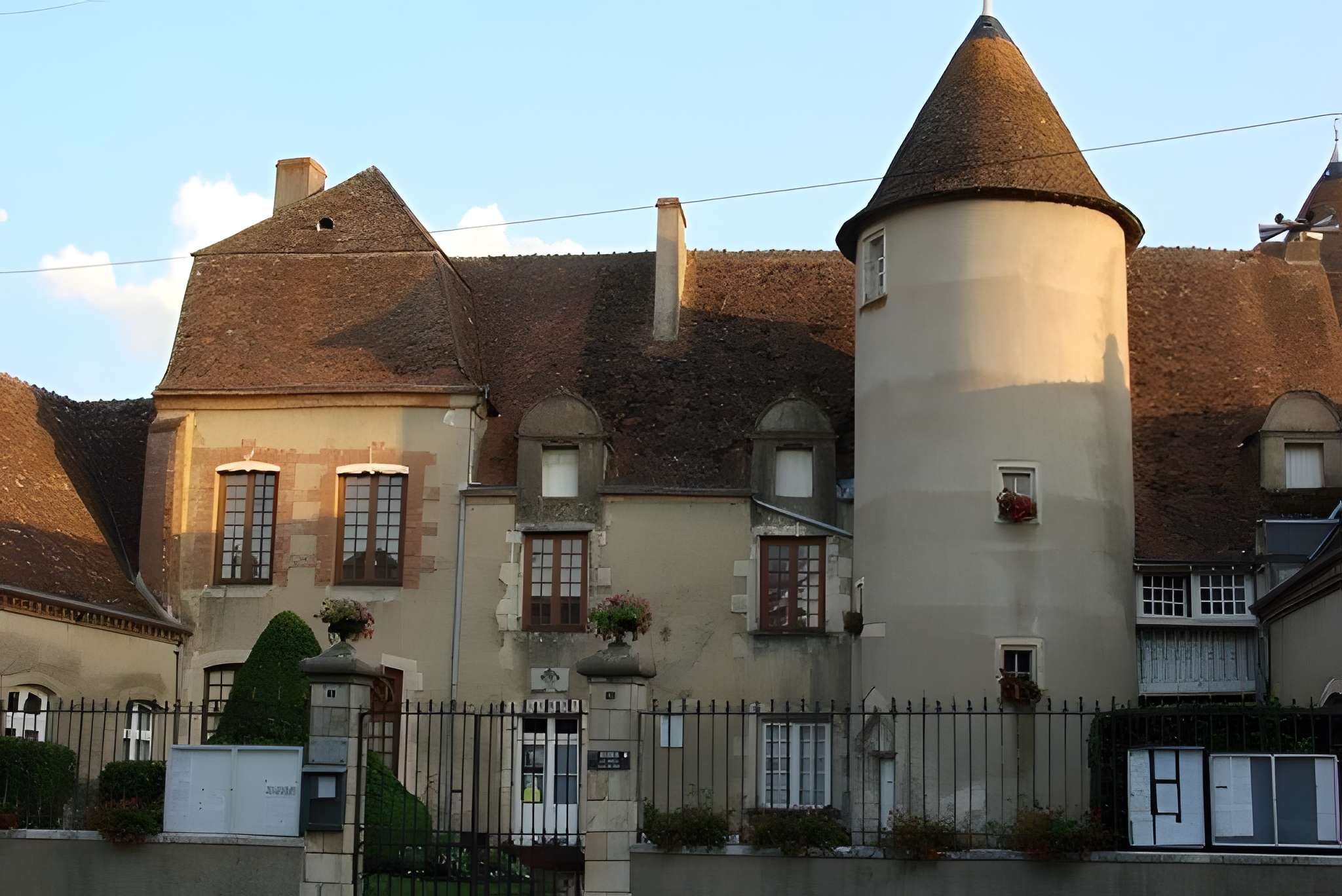 Manoir de Cluis-Dessus 