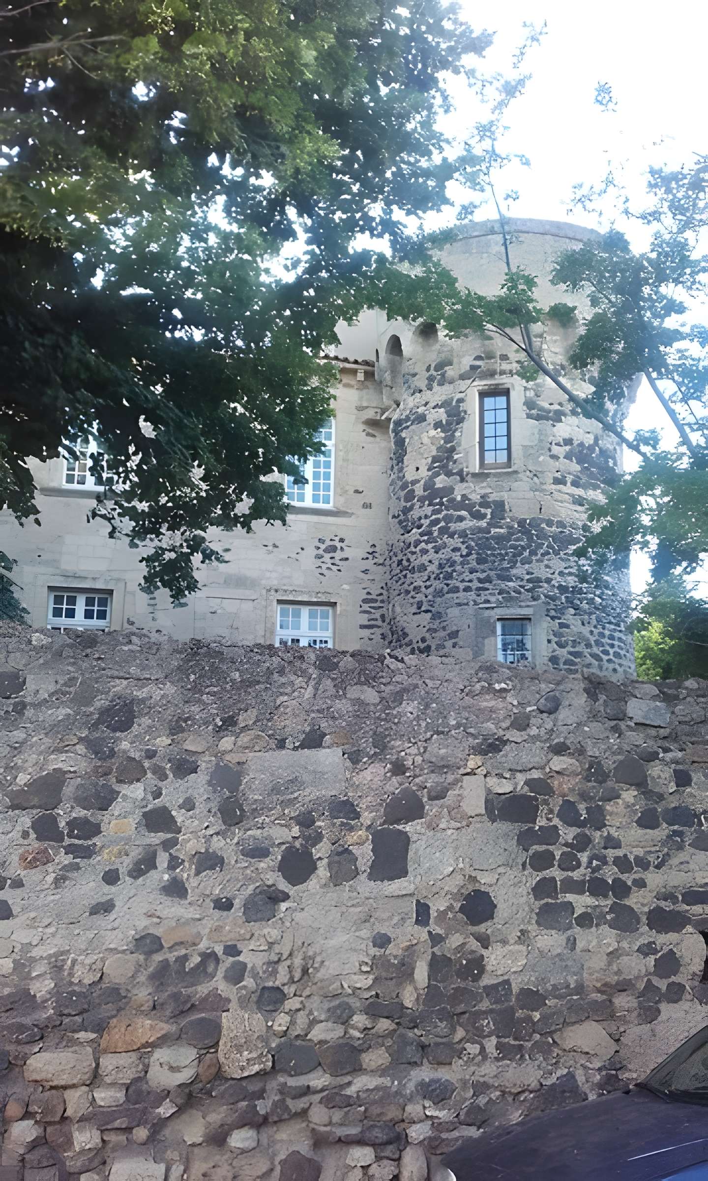 Château de Cazouls-d'Hérault 