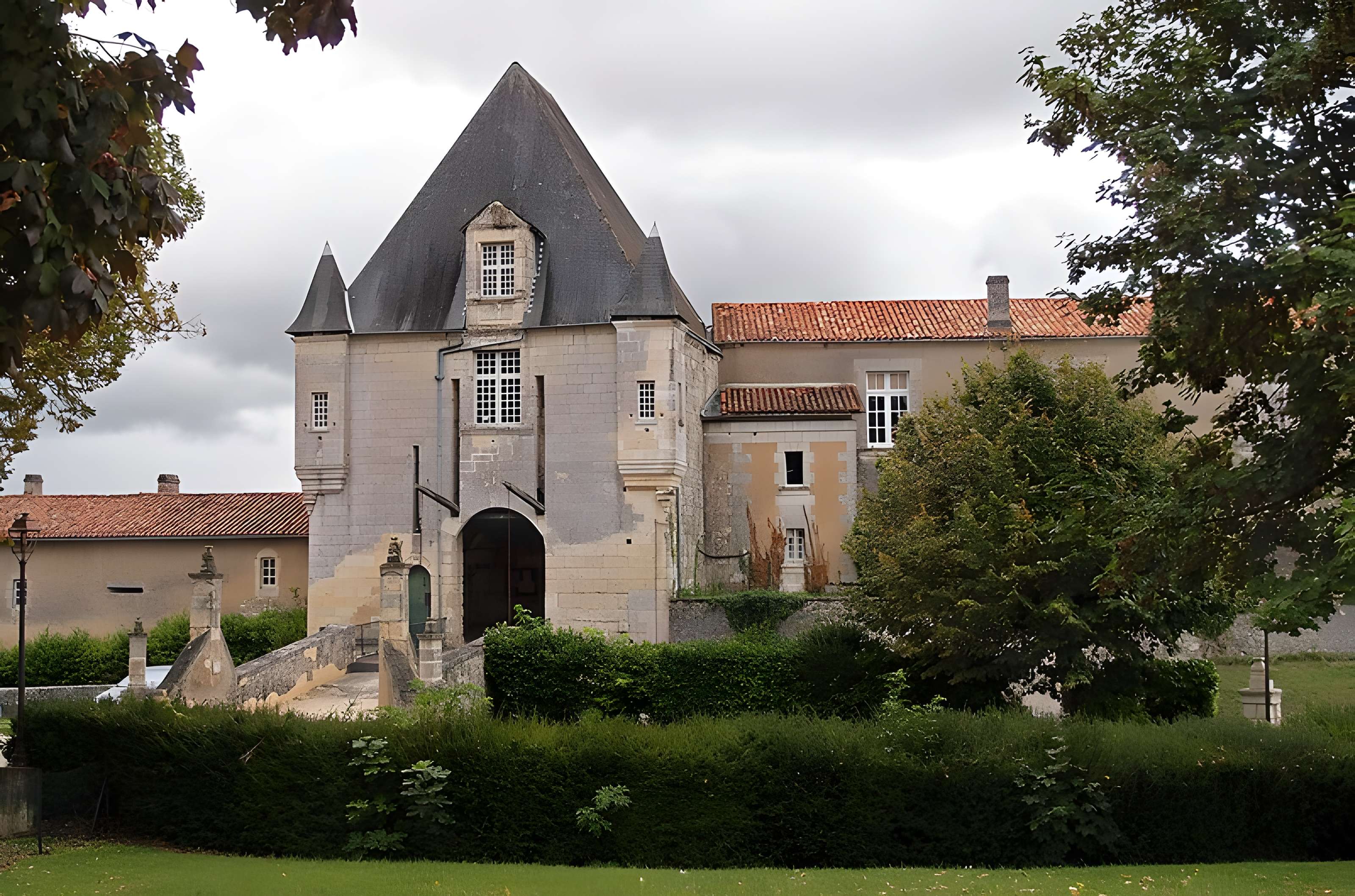 Château de Chalais