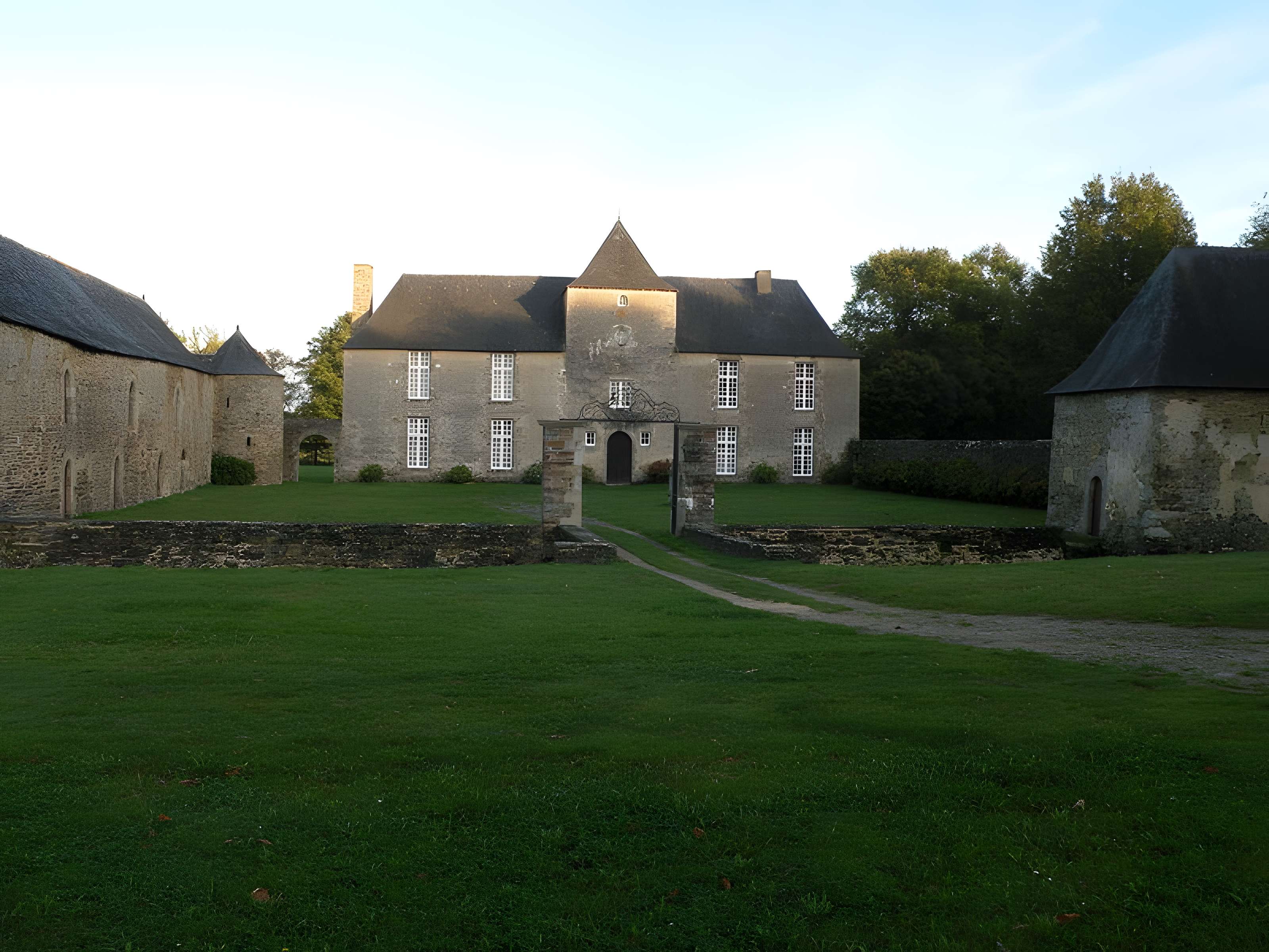 Manoir de la Cour à Théhillac 