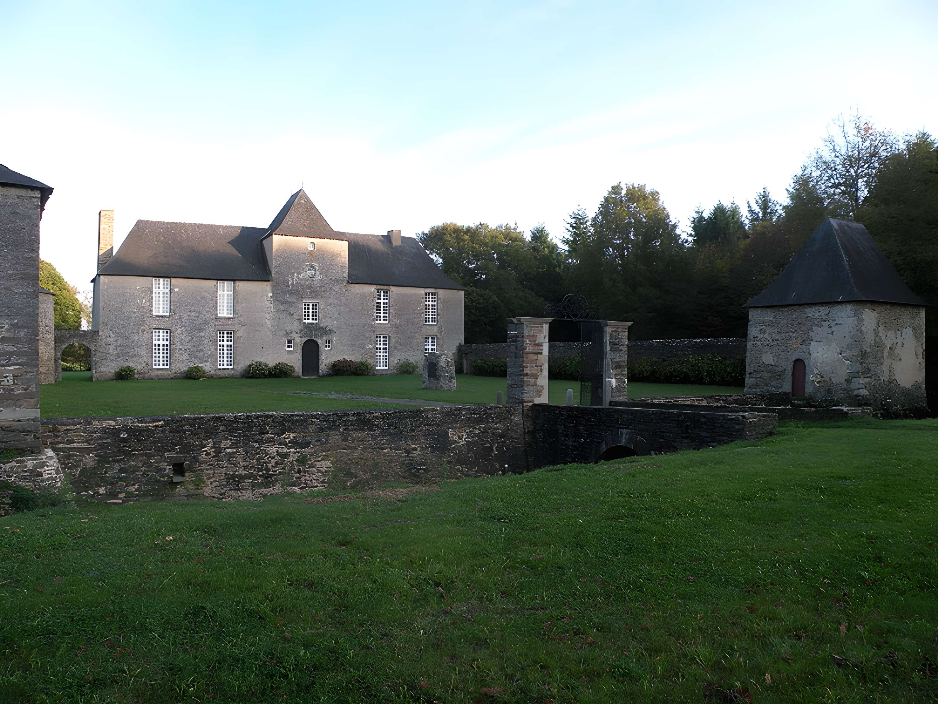 Manoir de la Cour à Théhillac