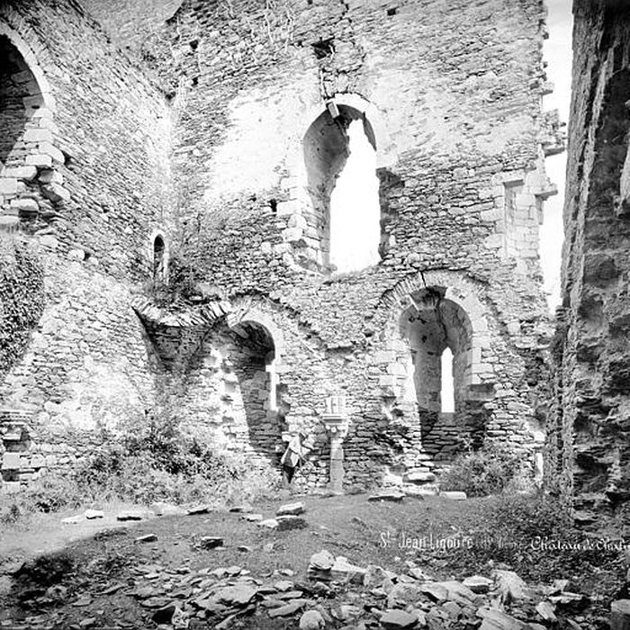 Photo de Château de Châlucet