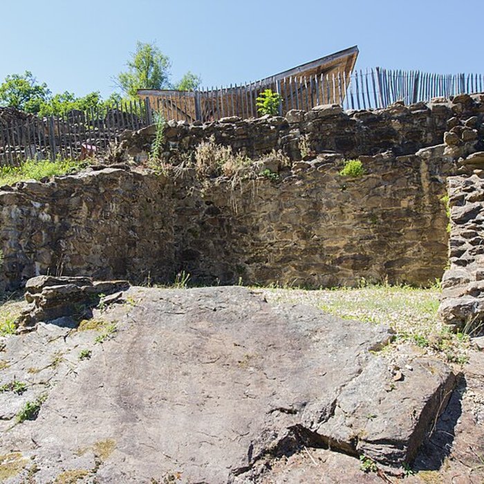 Photo de Château de Châlucet