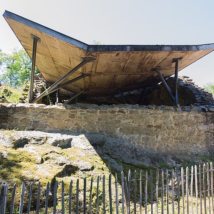 Photo de Château de Châlucet