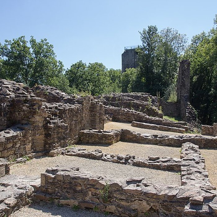 Photo de Château de Châlucet