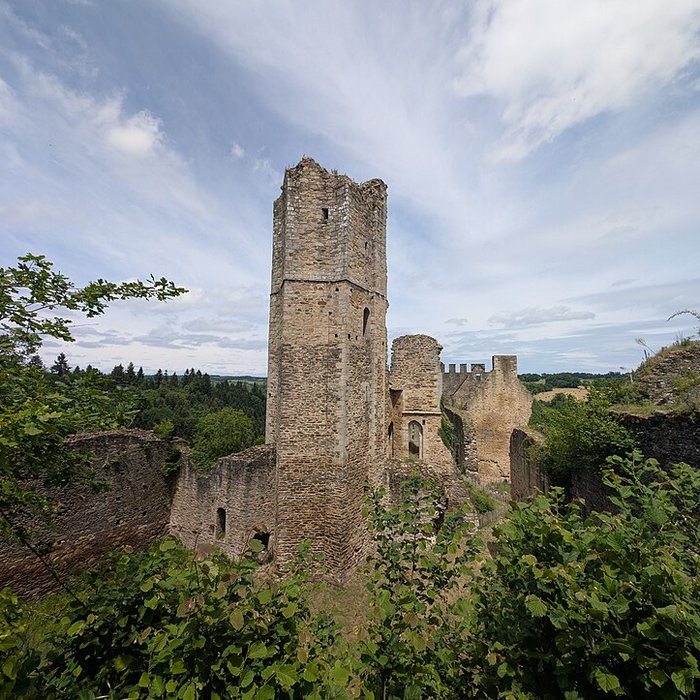 Photo de Château de Châlucet