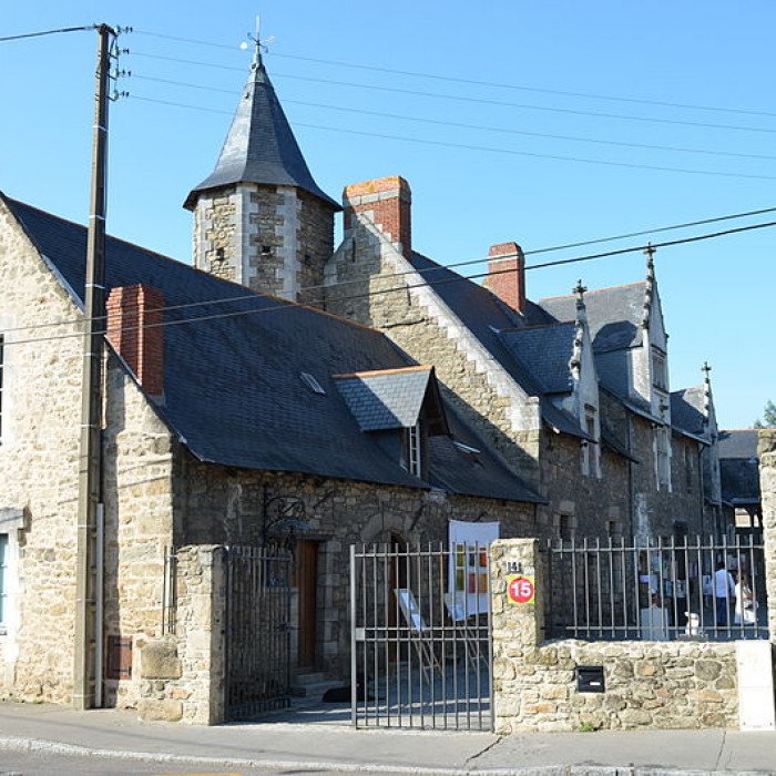 Photo de Manoir de la Hautière trois vieilles maisons constituant lancien