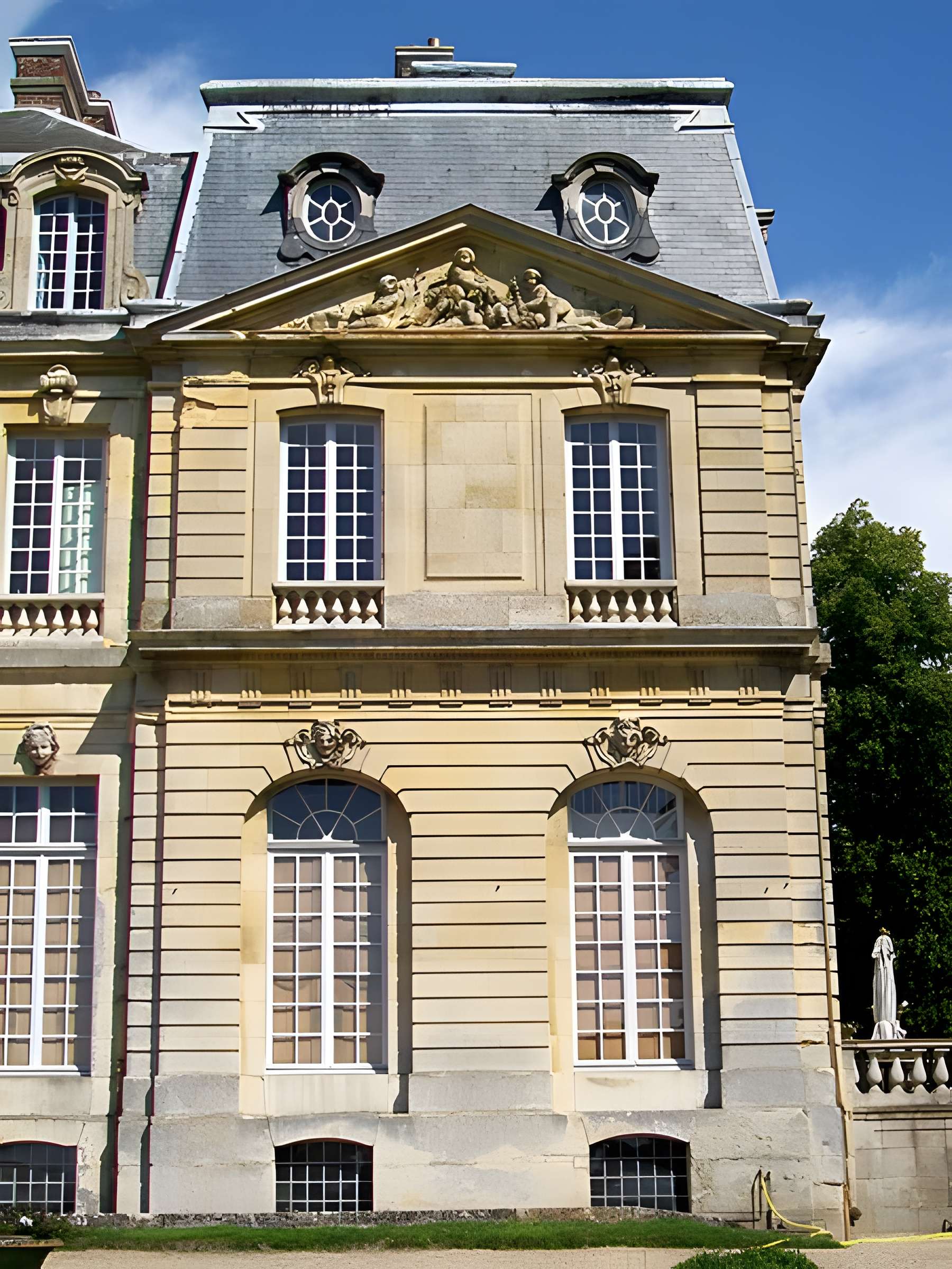 Château de Champlatreux