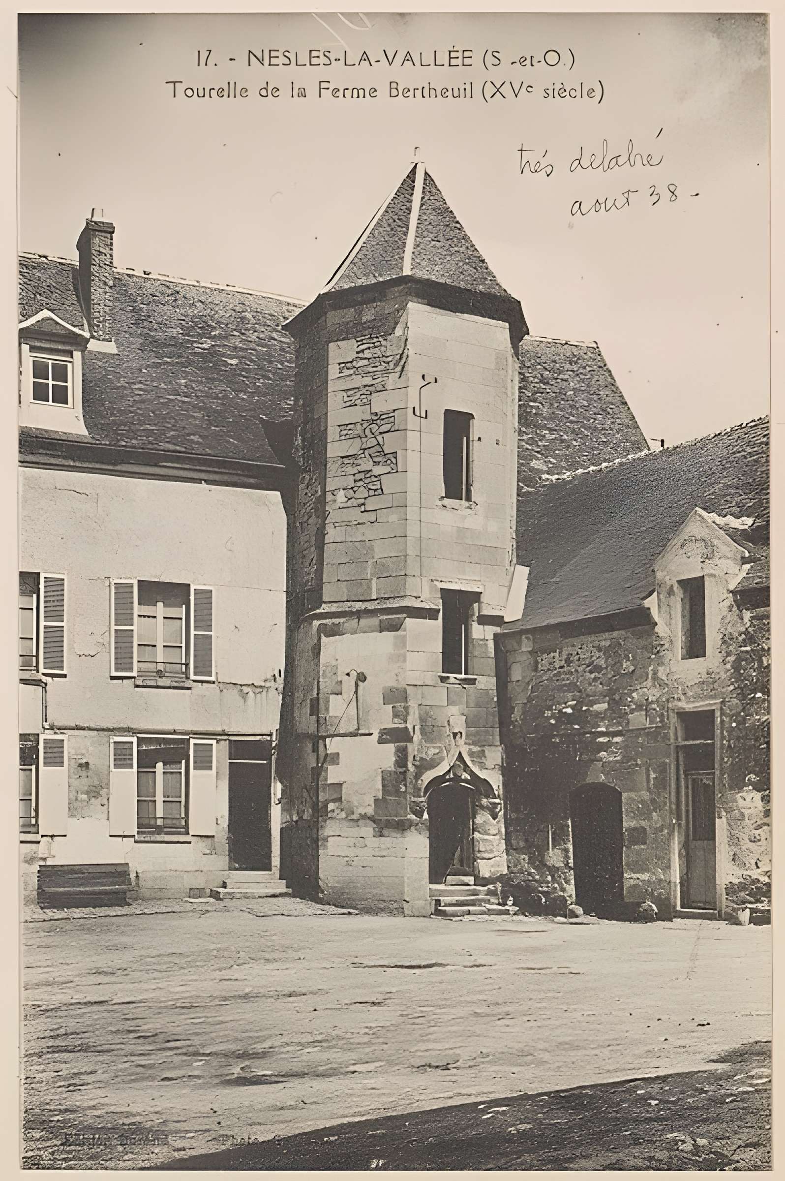 Manoir de Nesles-la-Vallée
