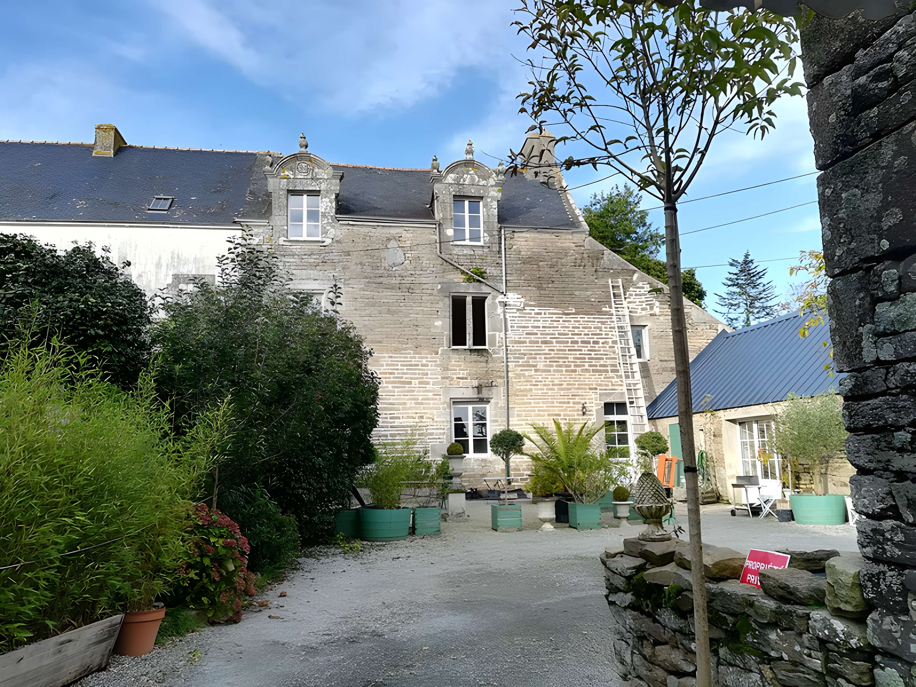 Manoir de Toulgoat de Saint-Yvi