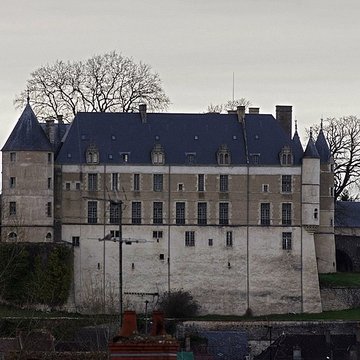 Château de Châteauneuf-sur-Cher
