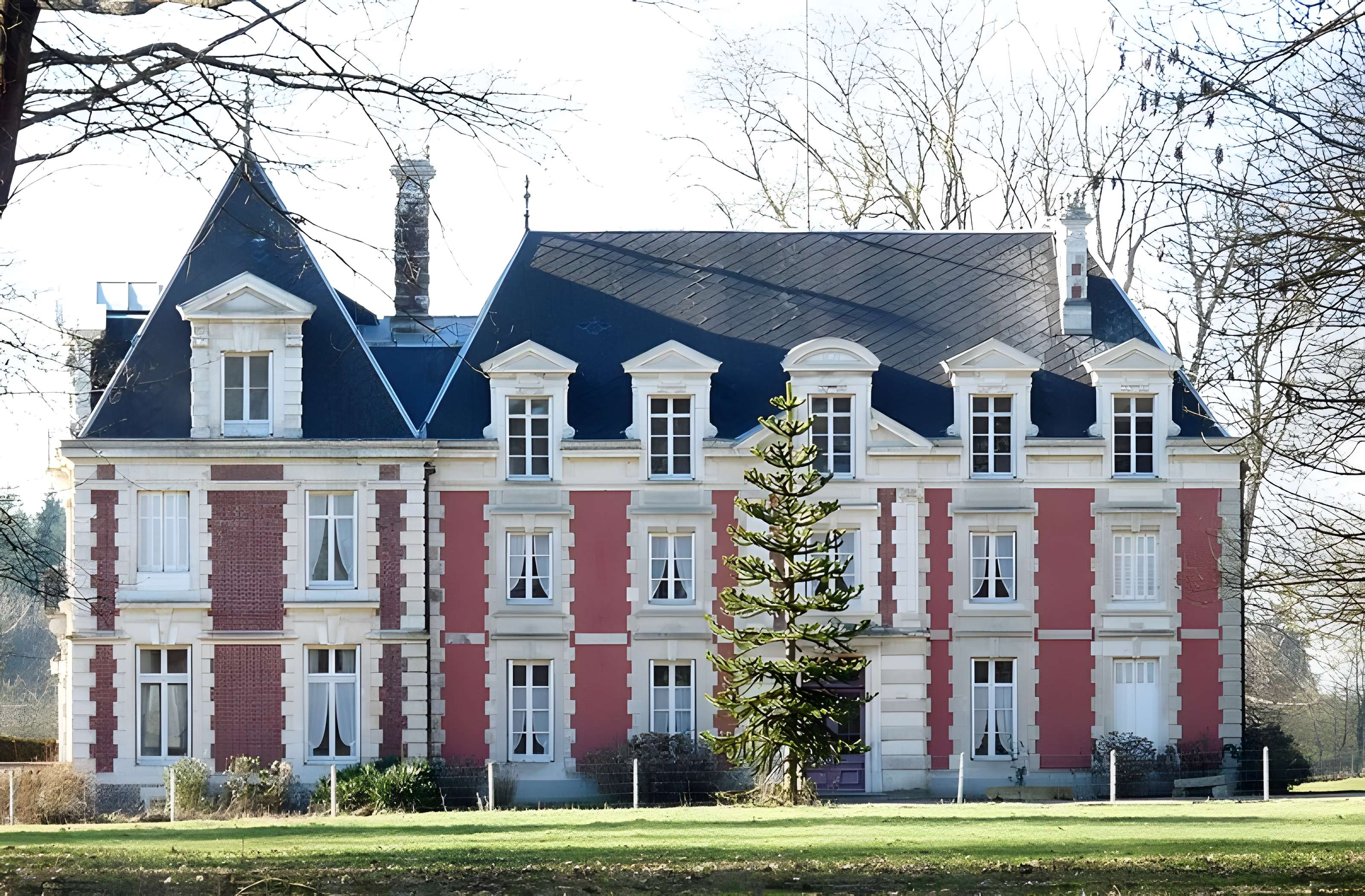 Manoir du Grand-Feugueray 