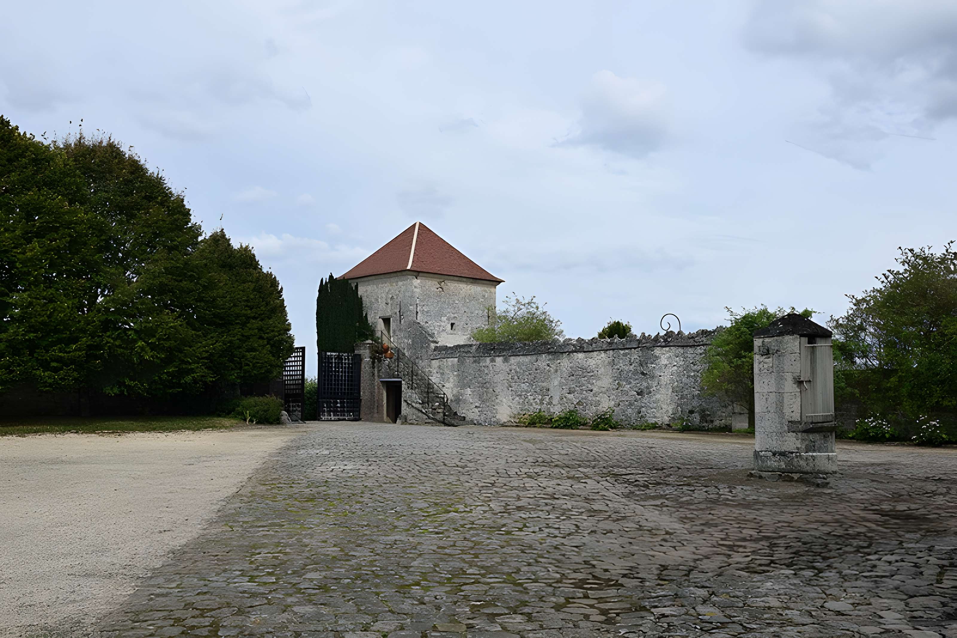 Manoir du Plessis-aux-Bois