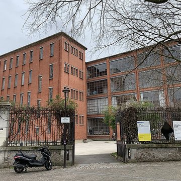 Manufacture des oeillets à Ivry-sur-Seine