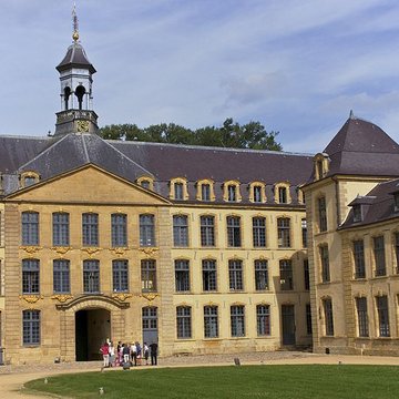 Manufacture royale de draps Le Dijonval à Sedan