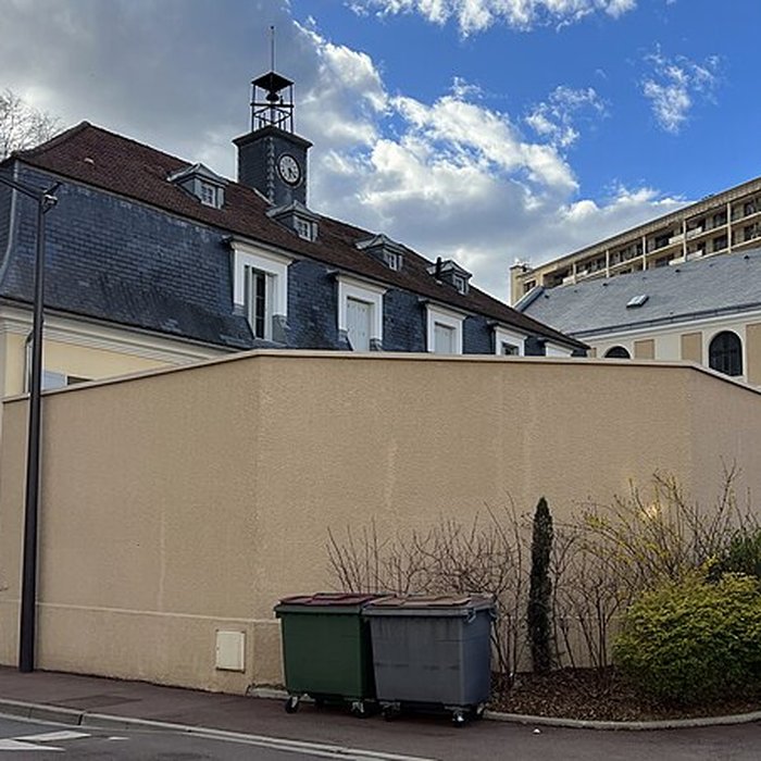 Photo de Manufacture royale des cires à Antony