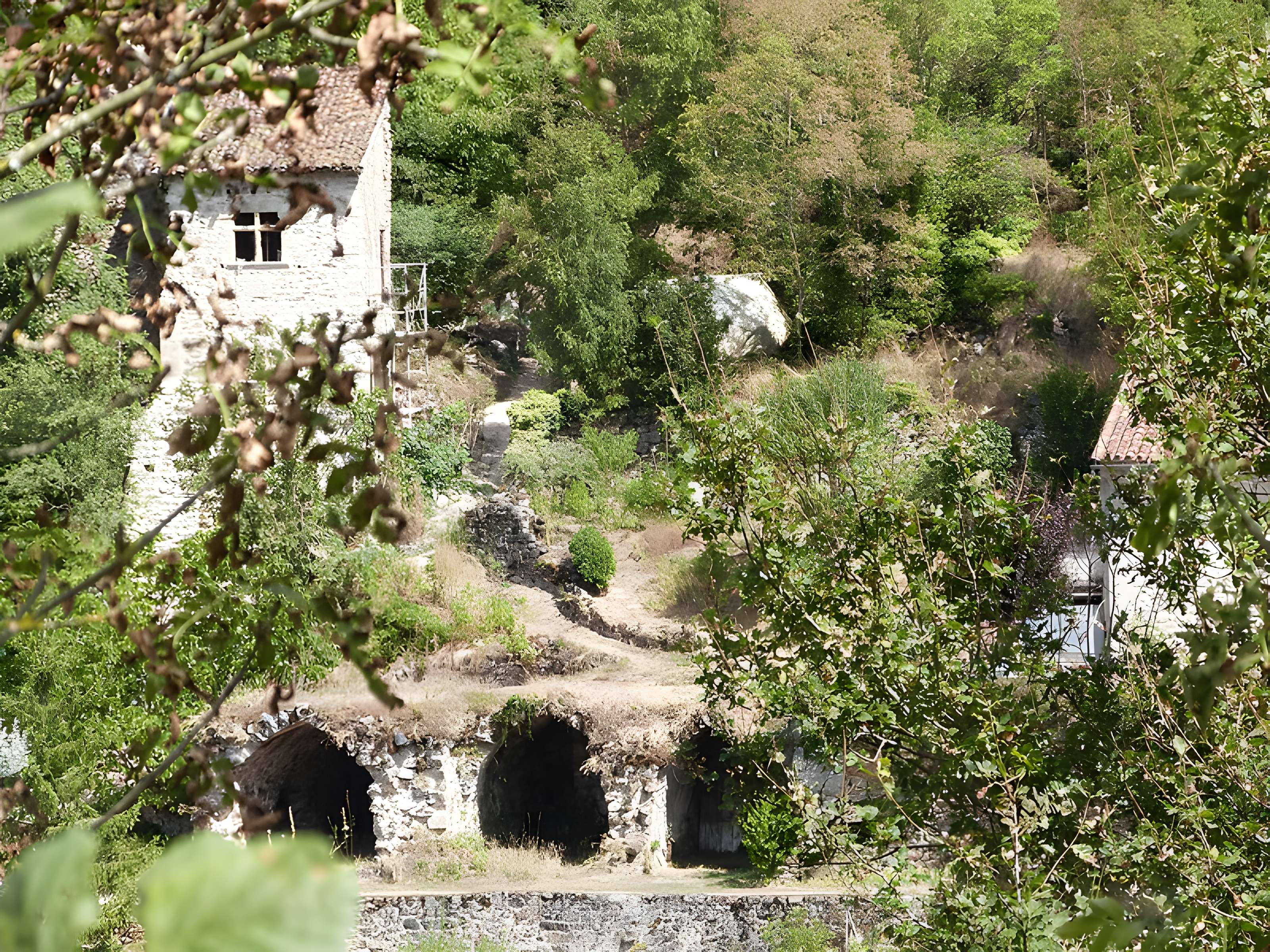 Marché couvert de Peyrusse-le-Roc