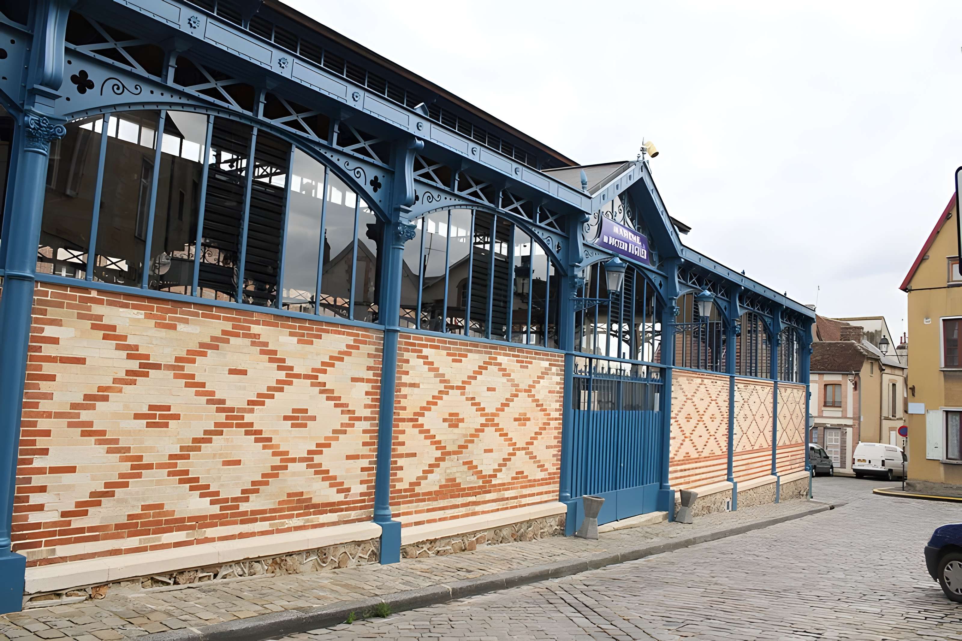 Marché couvert de Sézanne 