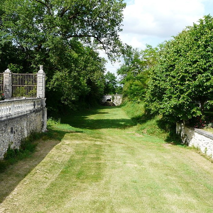Photo de Domaine du château de Clauzuroux