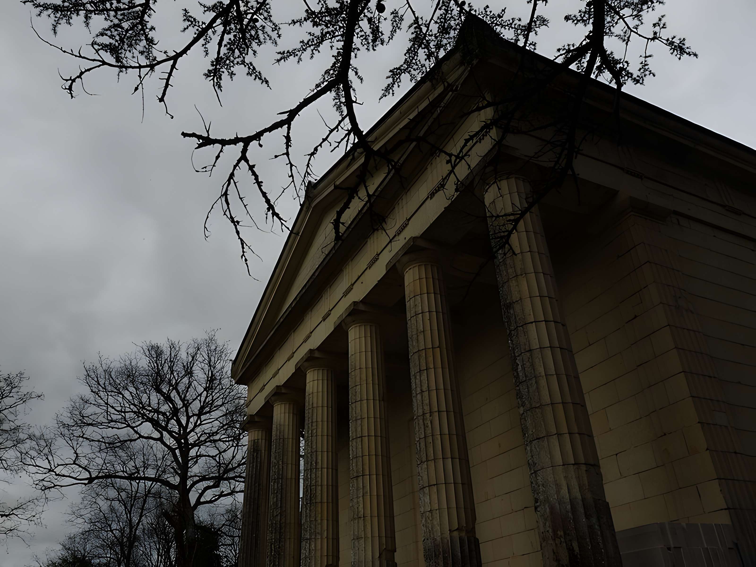 Mausolée des ducs de Brissac