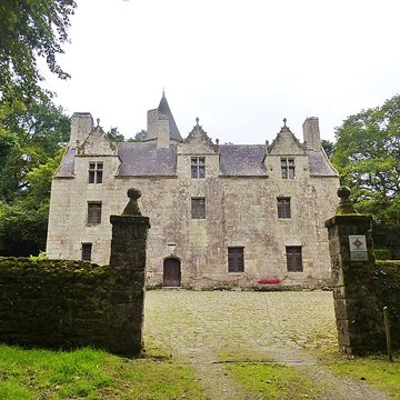 chateau de coat couraval