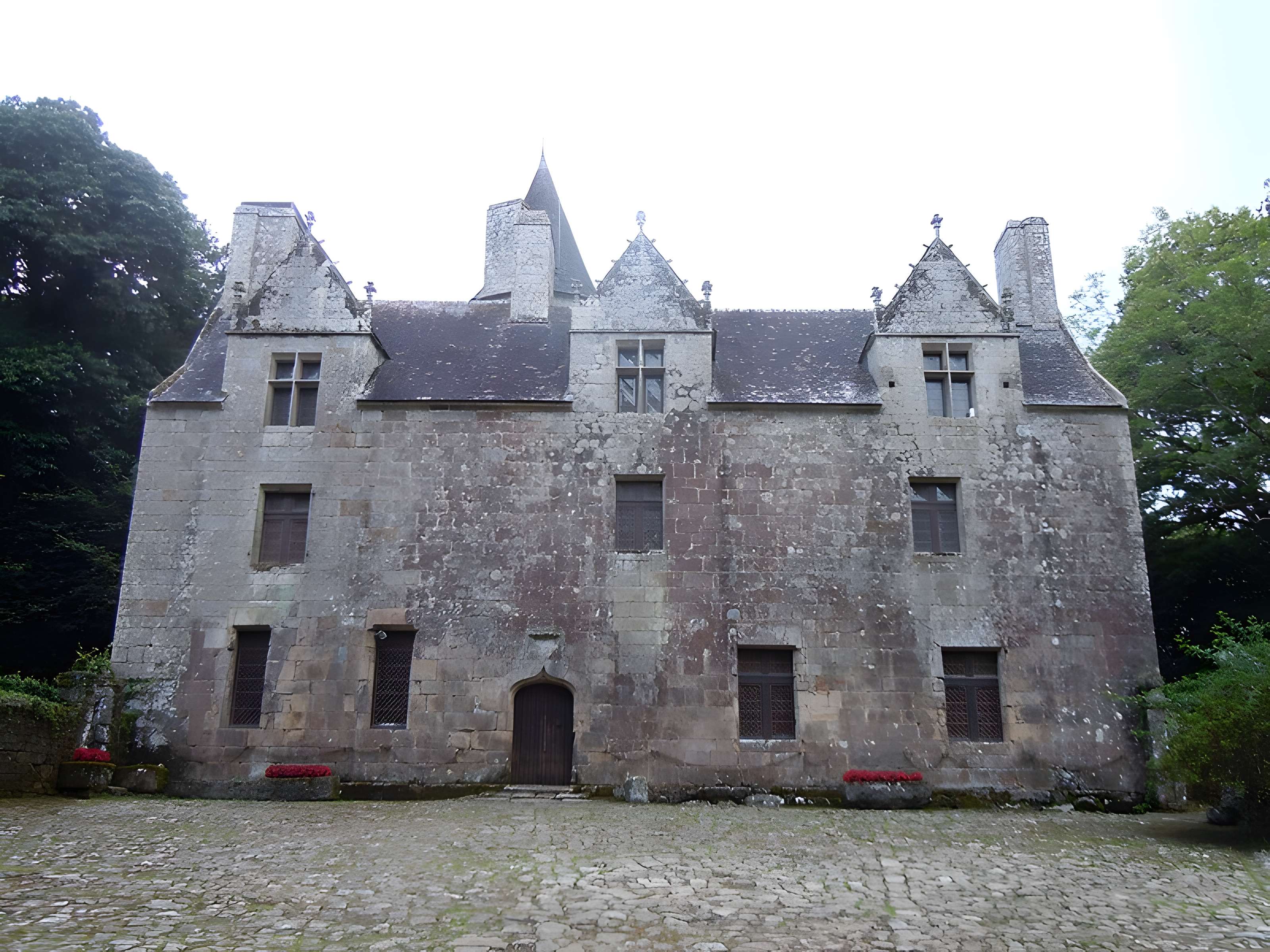 Château de Coat-Couraval