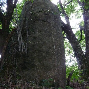menhir de bodquelen a canihuel