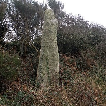 Menhir de Calès à Porspoder
