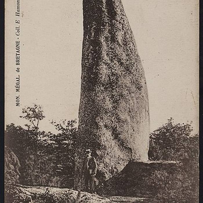 Photo de Menhir de Coat Couraval à Glomel