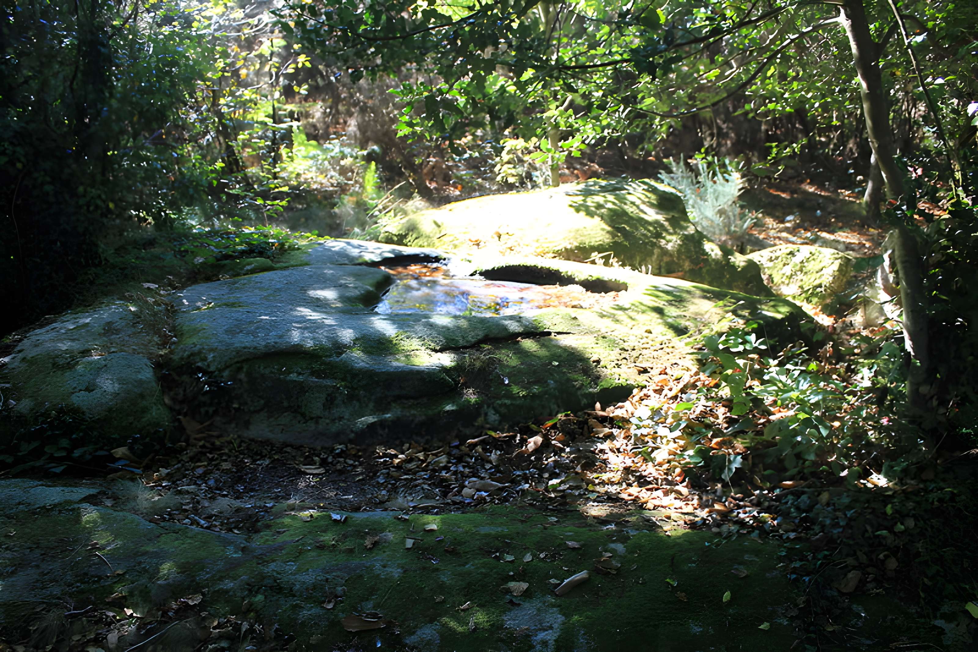 Menhir de Kerara à Moustoir-Ac