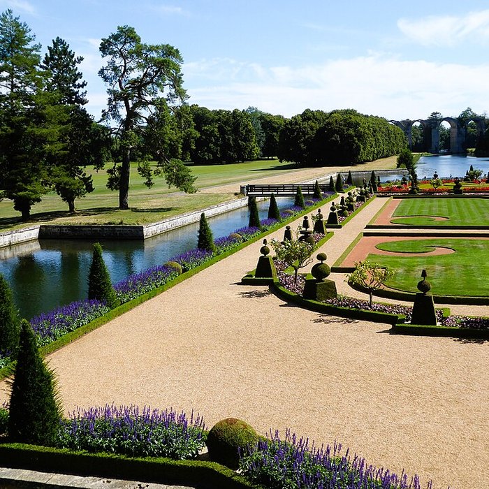 Photo de Ancien aqueduc de Pontgouin à Versailles également sur communes de Maintenon et Pontgouin