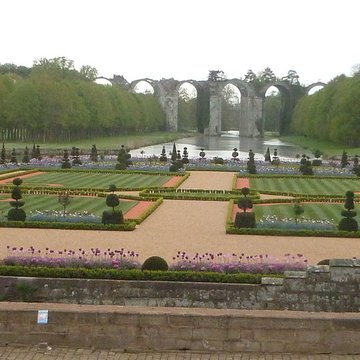 Ancien aqueduc de Pontgouin à Versailles également sur communes de Maintenon et Pontgouin